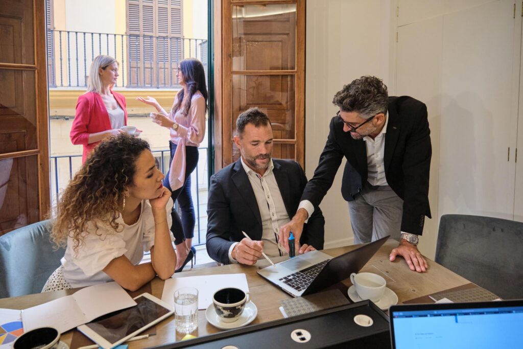 Asesoría empresarial startup logicfirm